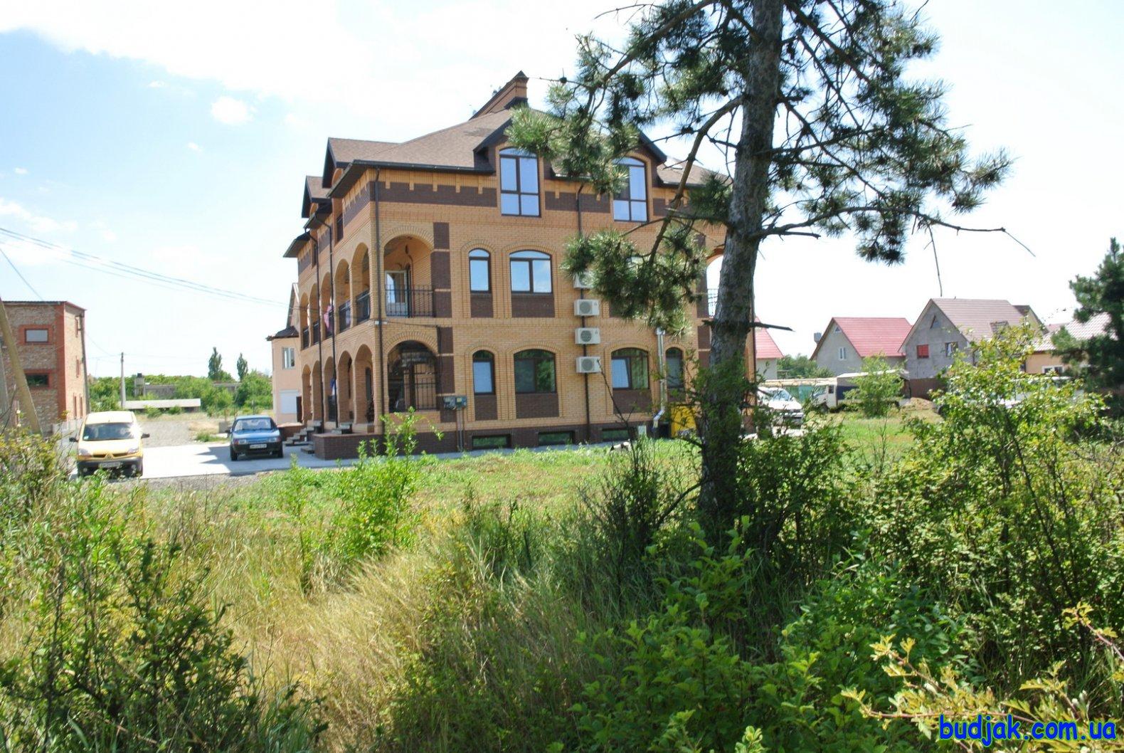Отель отдыха «Шато Шафран» на курорте Лебедевка № 10788