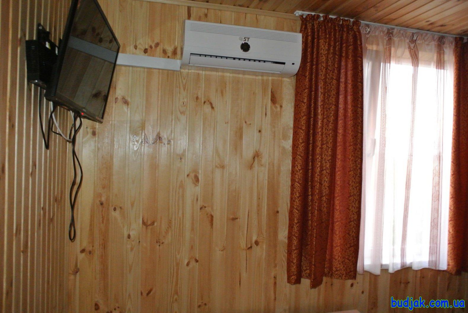 Частный коттедж отдыха «Усадьба» на курорте Приморское. Фото № 10282